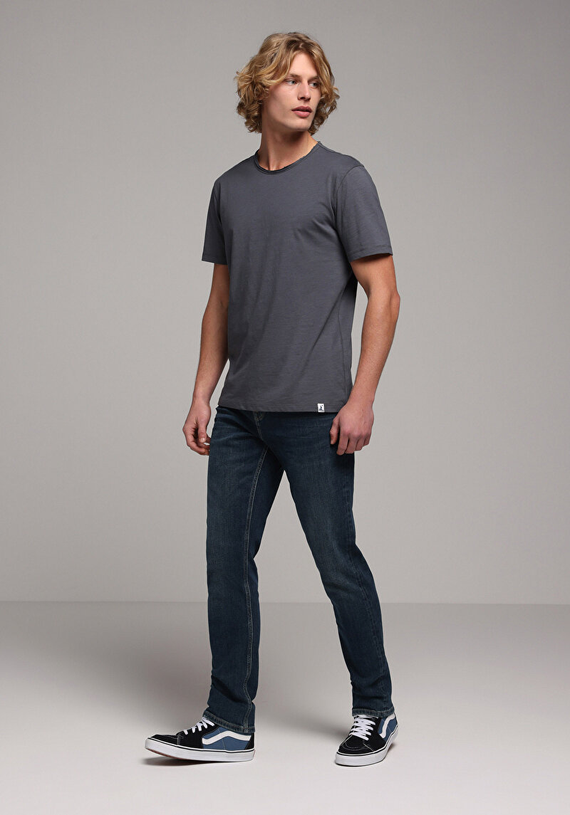 Afișați detalii pentru Pantaloni De Barbati Albastru Inchis Straight Fit 044 Karl Cl1078160