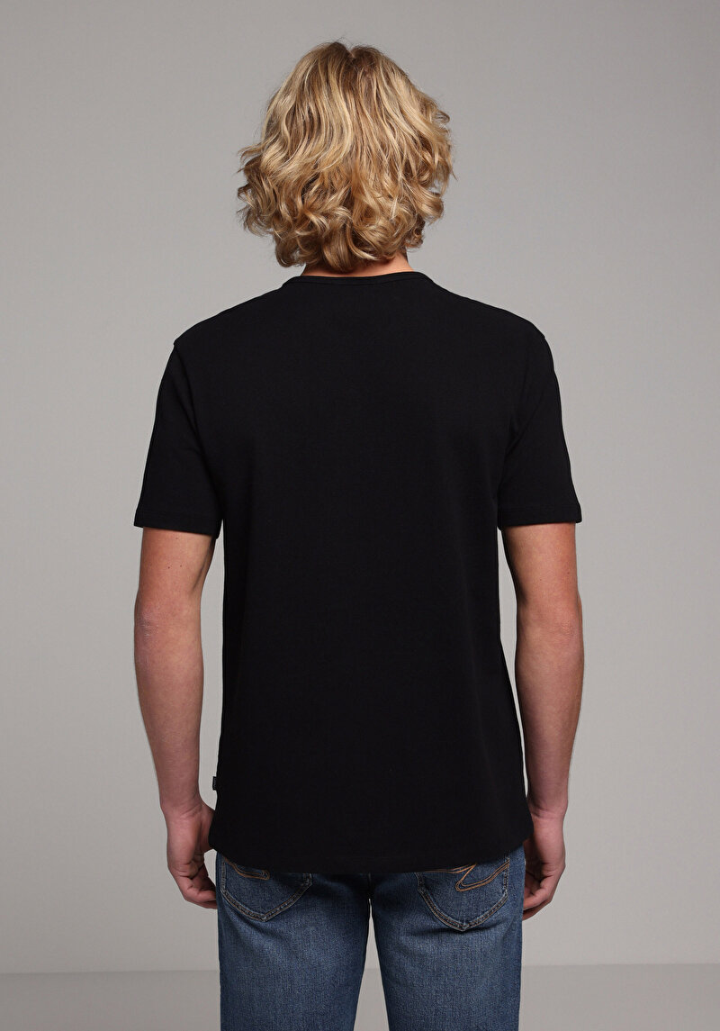 Afișați detalii pentru Tricou Cu Maneca Scurta De Barbati Negru Regular Fit  Cl1080060