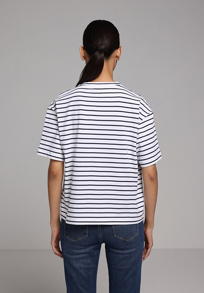 Imagine a Tricou Cu Maneca Scurta De Dama Albastru Marin Boyfriend Fit Cl1078726