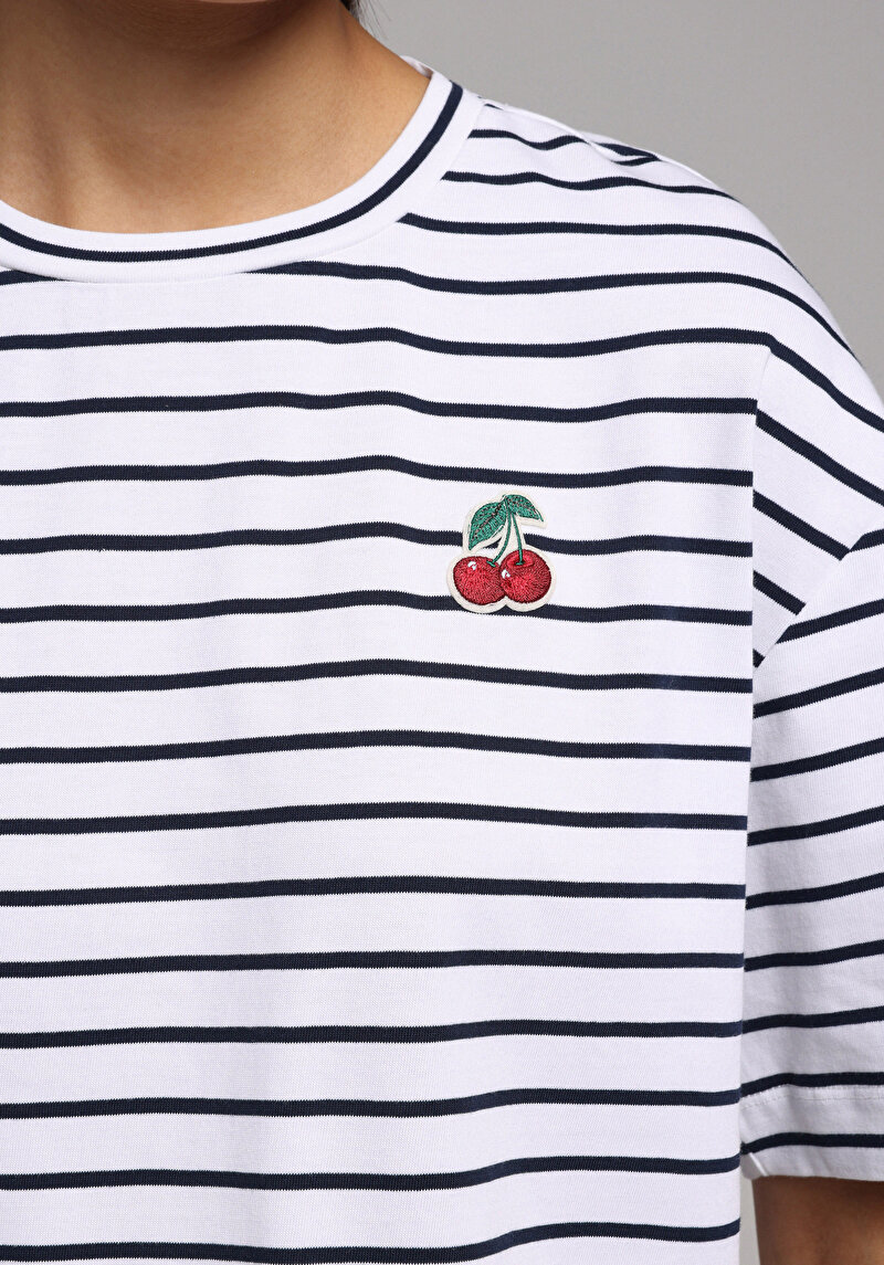 Imagine a Tricou Cu Maneca Scurta De Dama Albastru Marin Boyfriend Fit Cl1078726