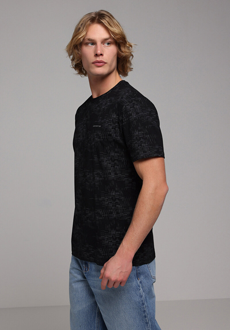 Imagine a Tricou Cu Maneca Scurta De Barbati Negru Regular Fit Cl1079239