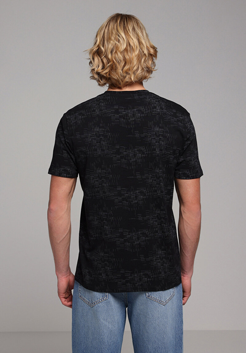 Afișați detalii pentru Tricou Cu Maneca Scurta De Barbati Negru Regular Fit  Cl1079239