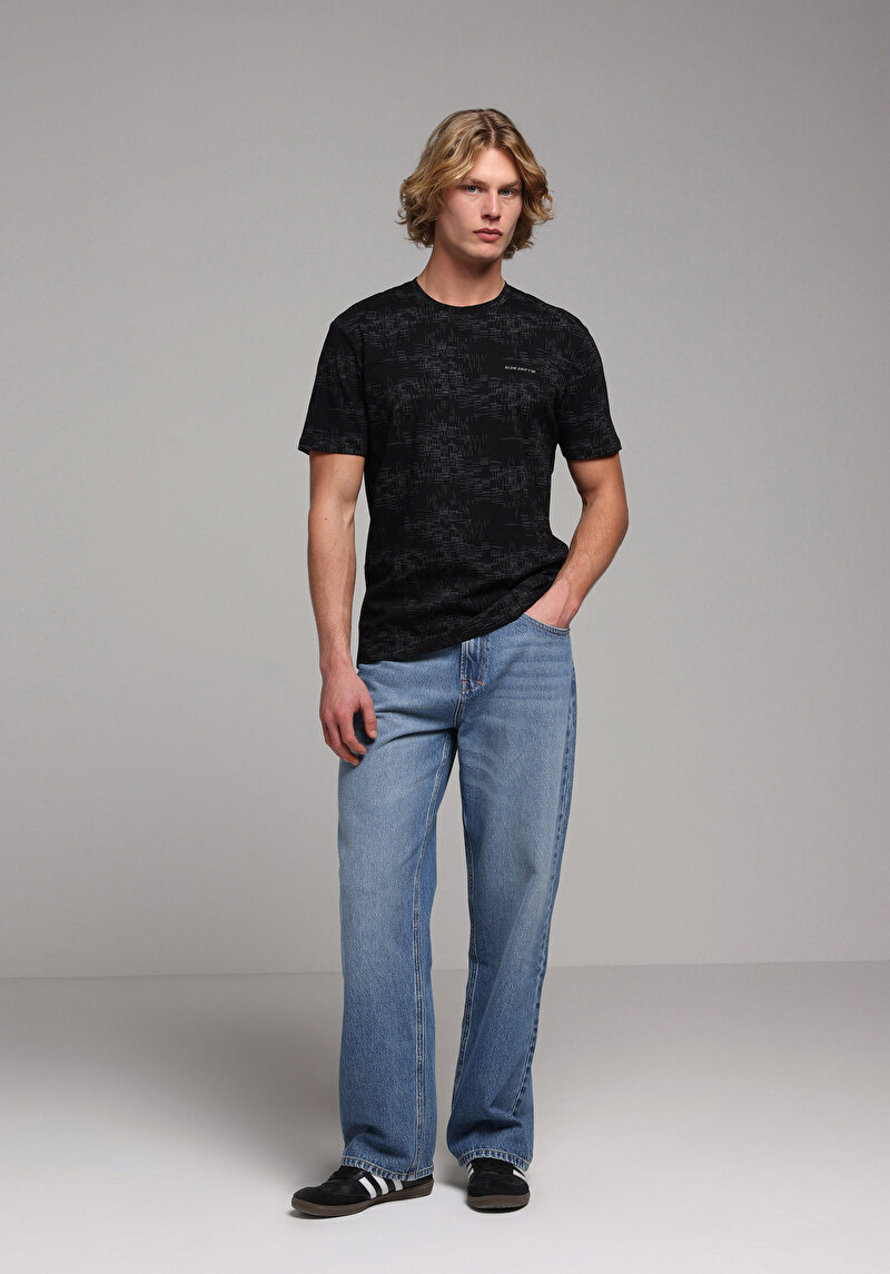 Imagine a Tricou Cu Maneca Scurta De Barbati Negru Regular Fit Cl1079239