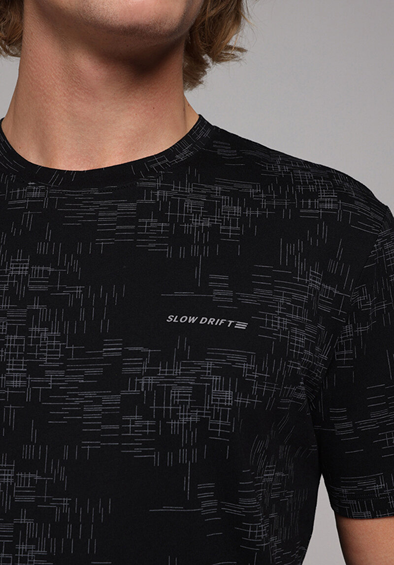 Afișați detalii pentru Tricou Cu Maneca Scurta De Barbati Negru Regular Fit  Cl1079239