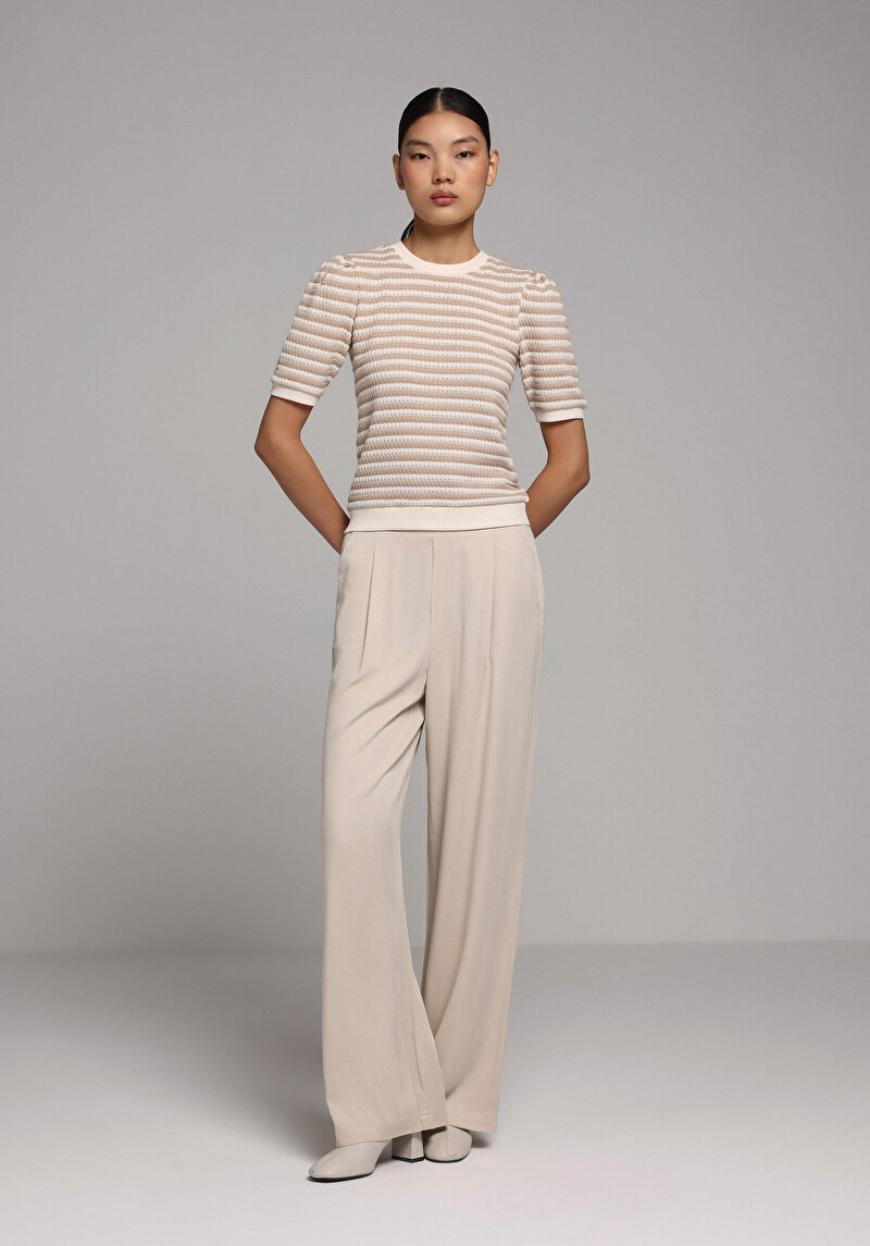 Imagine a Pulover Cu Mâneci Scurte De Dama Bej Slim Fit  Cl1079151