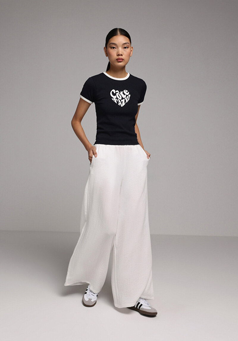 Imagine a Pantaloni De Dama Alb Regular Fit Cl1079430