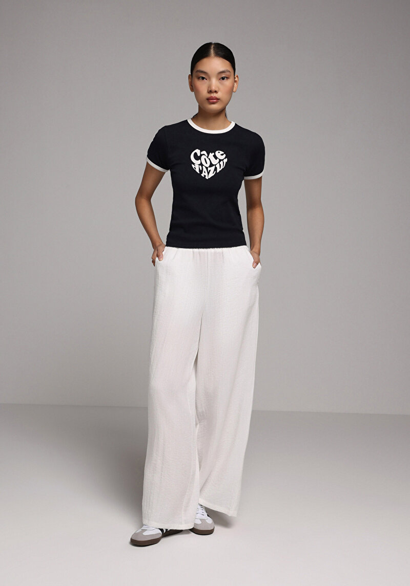 Imagine a Pantaloni De Dama Alb Regular Fit Cl1079430