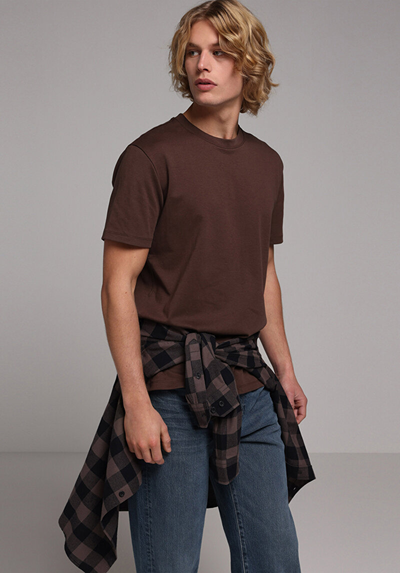 Imagine a Tricou Cu Maneca Scurta De Barbati Maro Regular Fit  Cl1080108