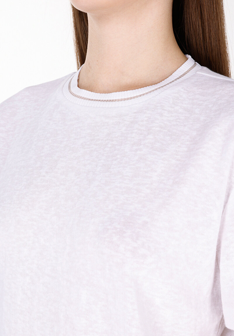 Imagine a Tricou Cu Maneca Scurta De Dama Alb Regular Fit Cl1073957