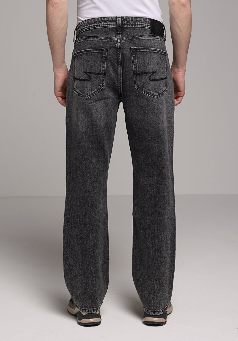 Imagine a Pantaloni De Barbati Regular Fit 045 David Cl1079615