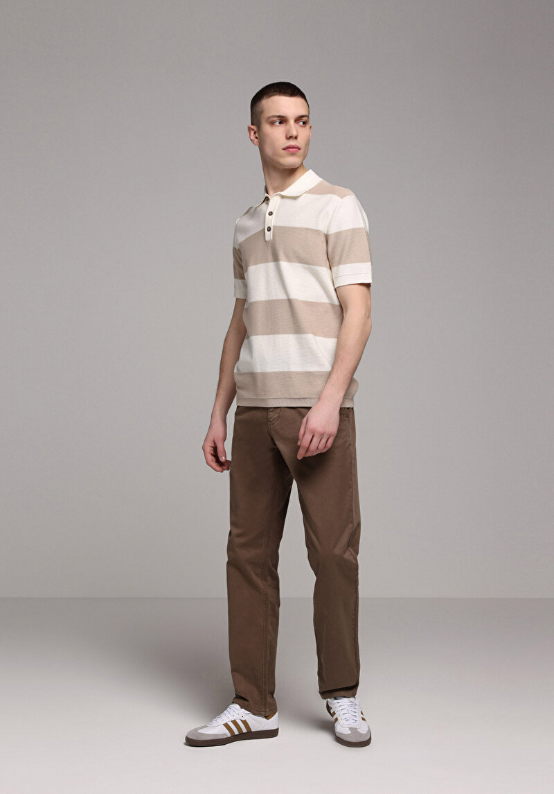 Afișați detalii pentru Pulover Cu Mâneci Scurte De Barbati Bej Regular Fit  Cl1077622