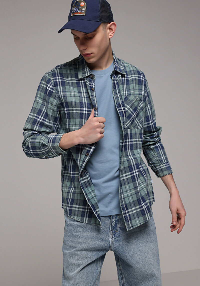 Imagine a Camasa Cu Maneca Lunga De Barbati Verde Regular Fit  Cl1078984