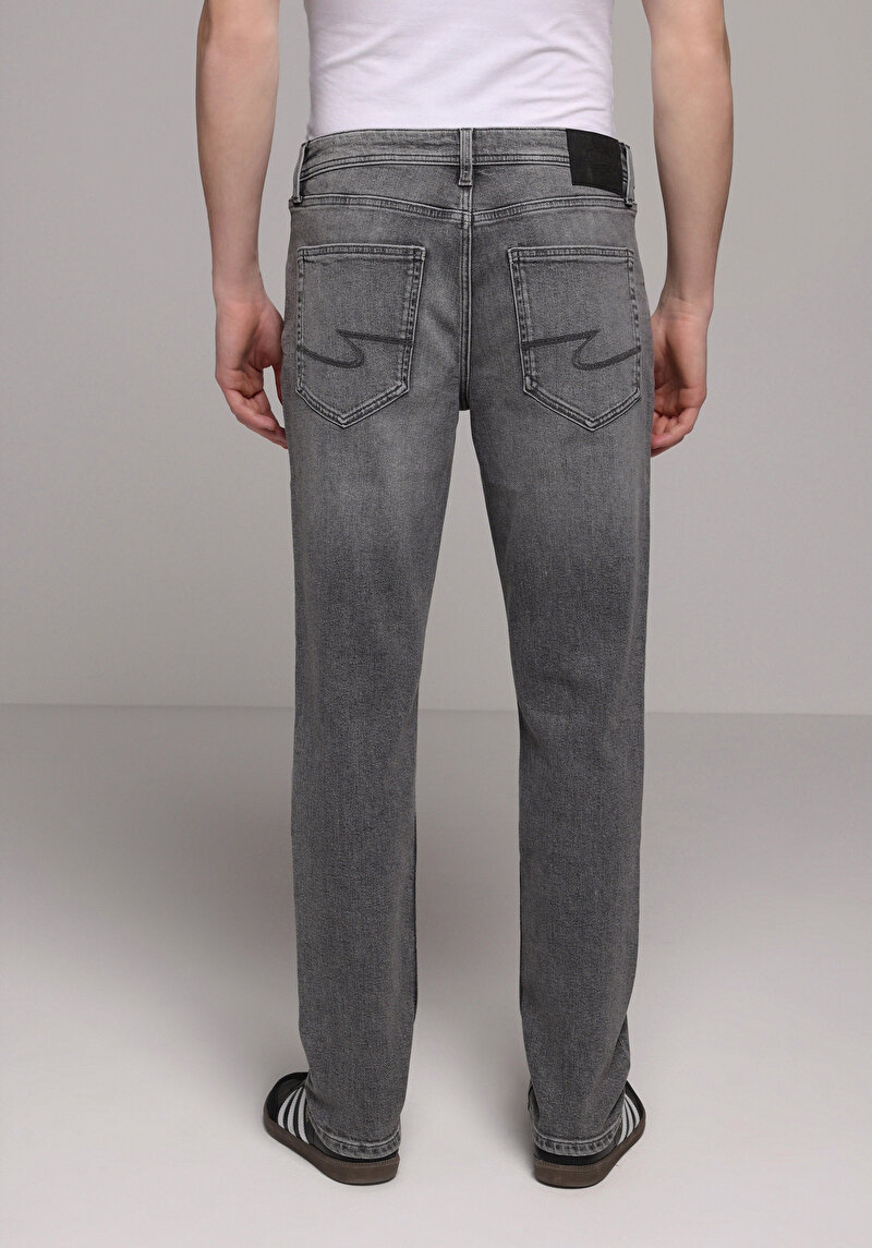 Imagine a Pantaloni De Barbati Straight Fit 044 Karl Cl1079734