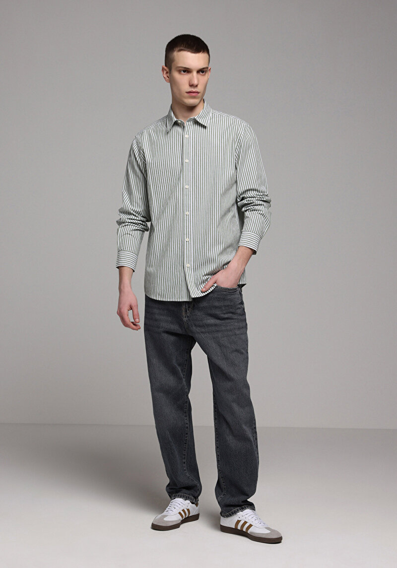 Imagine a Camasa Cu Maneca Lunga De Barbati Verde Regular Fit Cl1078078