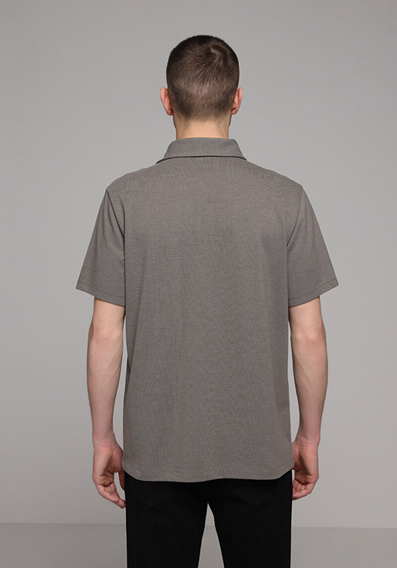 Imagine a Tricou Polo Cu Maneca Scurta De Barbati Kaki Regular Fit Cl1080020