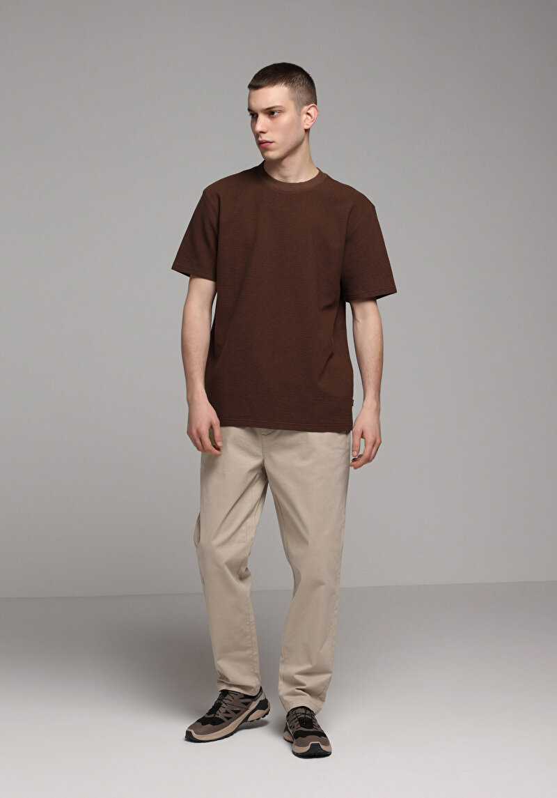 Imagine a Tricou Cu Maneca Scurta De Barbati Maro Comfort Fit Cl1078494