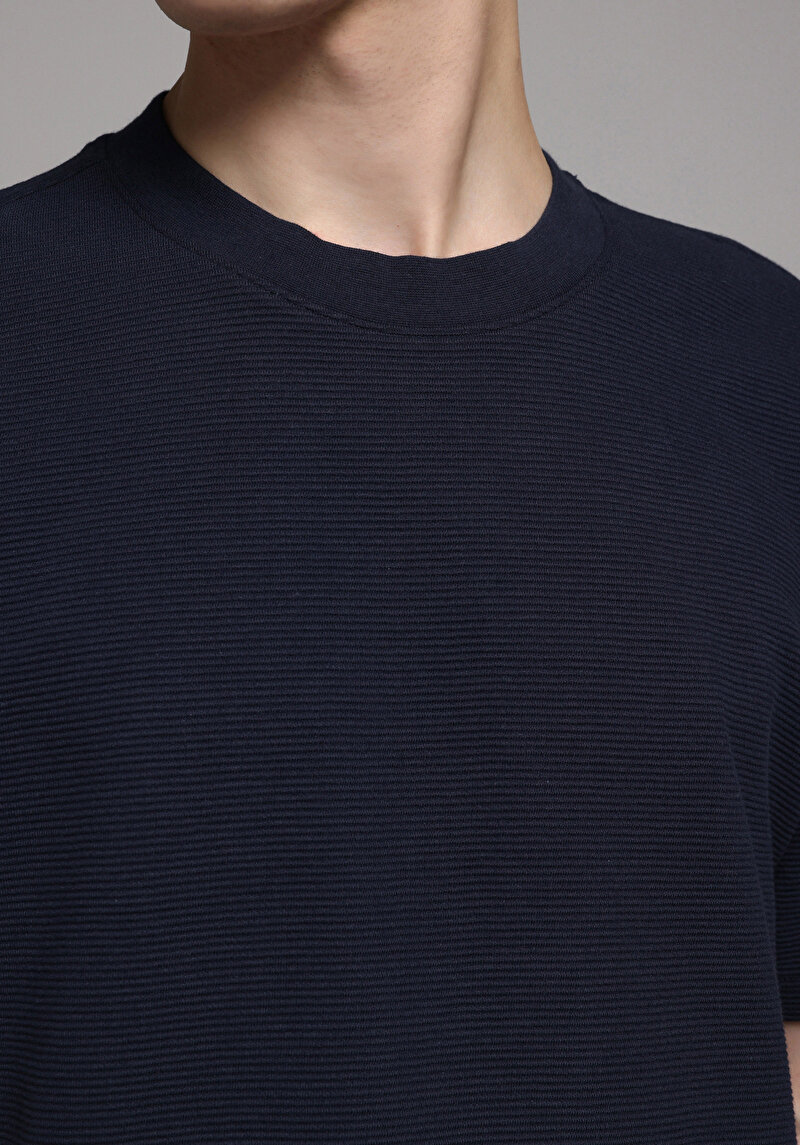 Imagine a Tricou Cu Maneca Scurta De Barbati Albastru Marin Comfort Fit Cl1078494