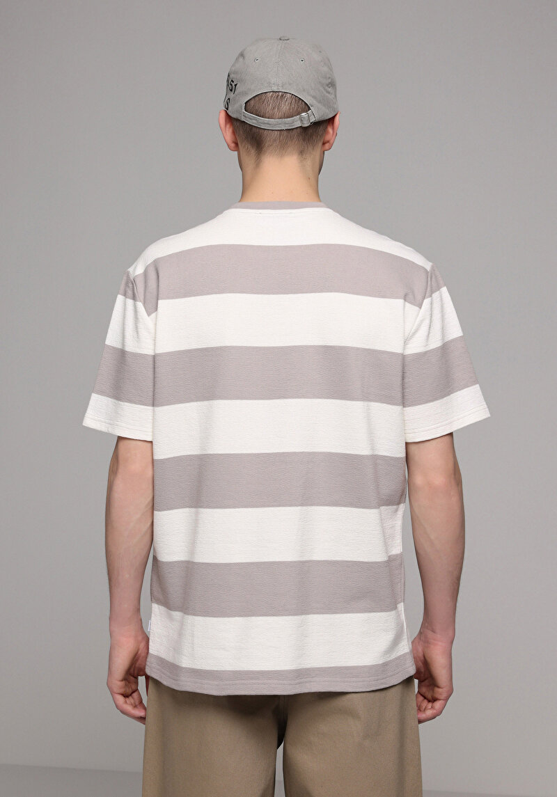 Imagine a Tricou Cu Maneca Scurta De Barbati Alb Comfort Fit Cl1078744