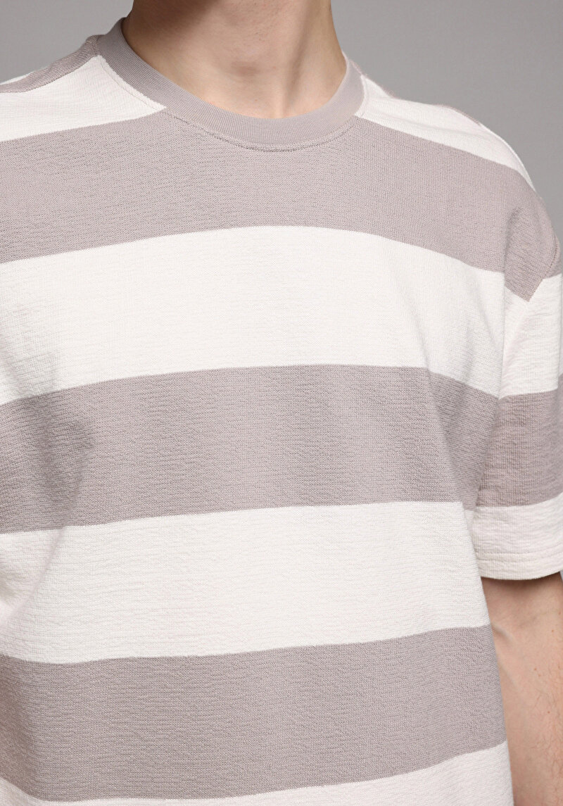 Imagine a Tricou Cu Maneca Scurta De Barbati Alb Comfort Fit Cl1078744