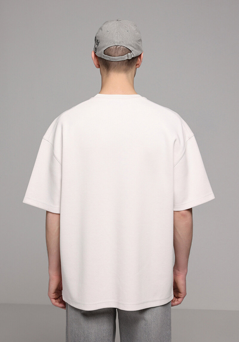 Afișați detalii pentru Tricou Cu Maneca Scurta De Barbati Bej Oversize Fit  Cl1078803