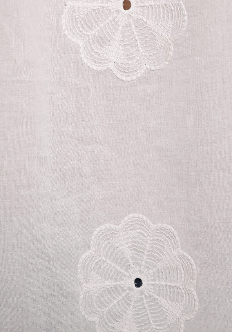 Imagine a Regular Fit Judge Collar Drept Cămașă Albă Cu Mânecă Lungă Pentru Femei