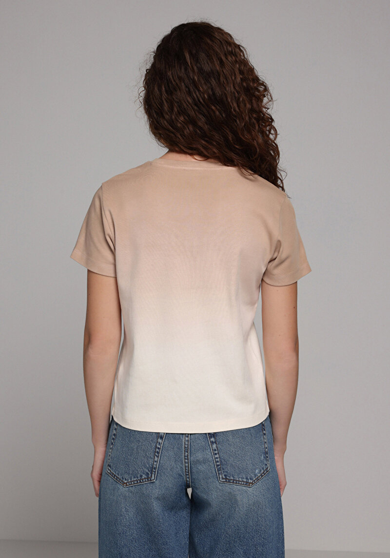 Afișați detalii pentru Tricou Cu Maneca Scurta De Dama Bej Regular Fit  Cl1078648