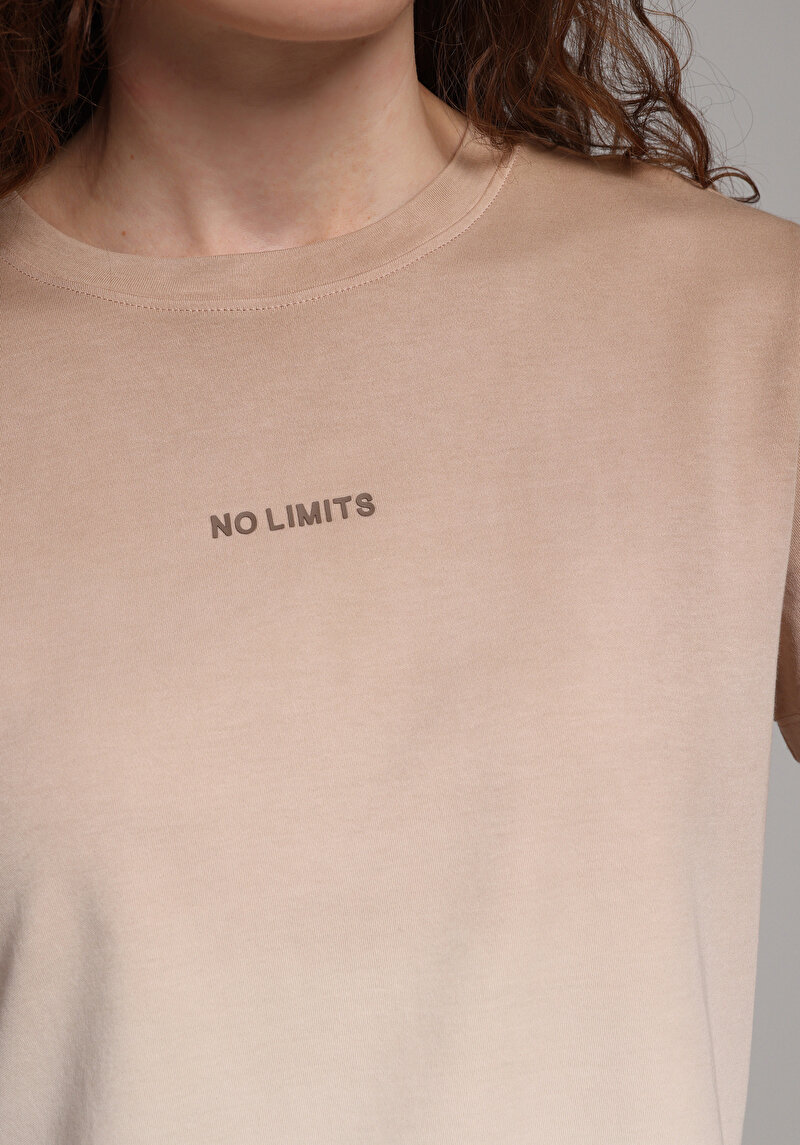 Imagine a Tricou Cu Maneca Scurta De Dama Bej Regular Fit Cl1078648