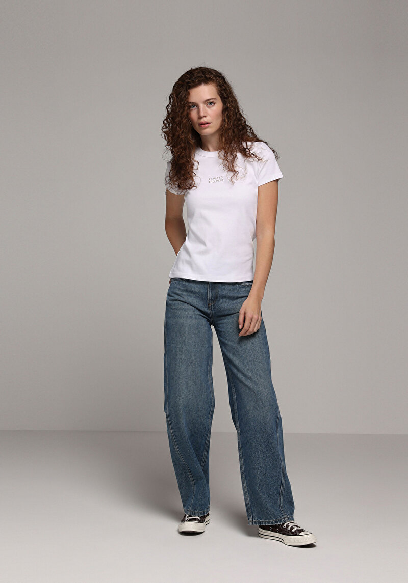 Imagine a Tricou Cu Maneca Scurta De Dama Alb Slim Fit Cl1079347