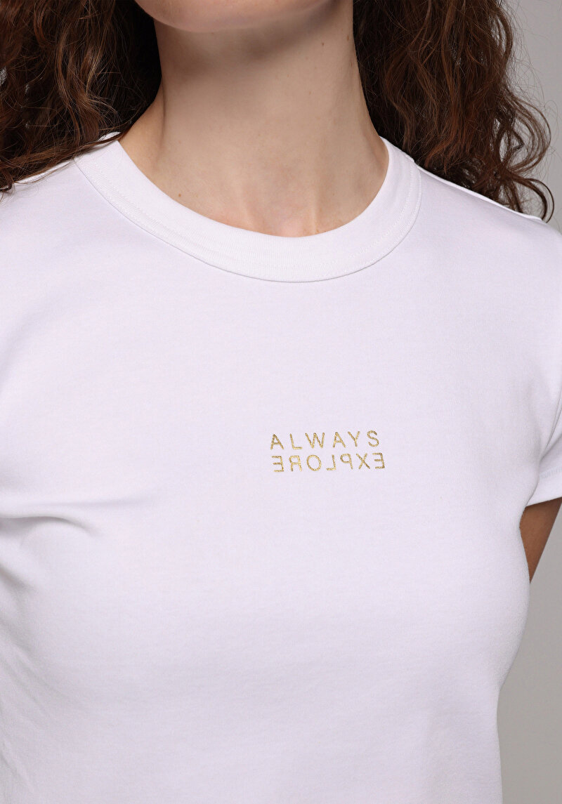 Afișați detalii pentru Tricou Cu Maneca Scurta De Dama Alb Slim Fit  Cl1079347