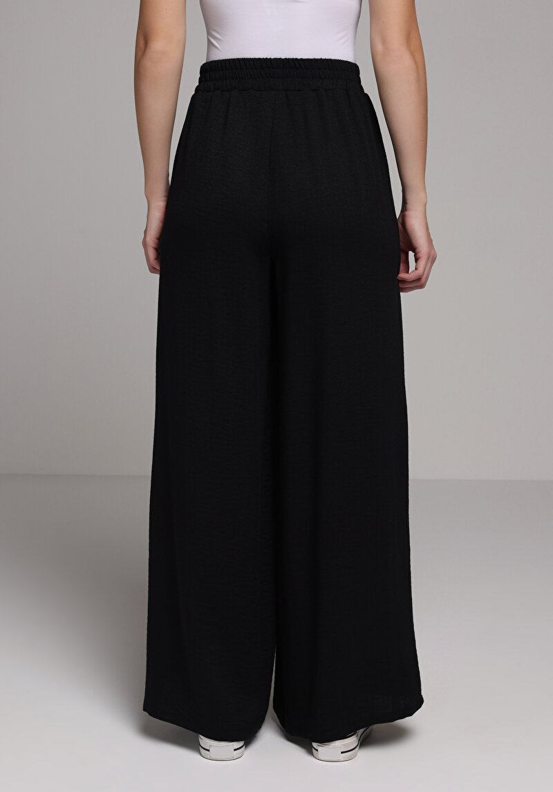 Imagine a Pantaloni De Dama Negru Regular Fit Cl1079430