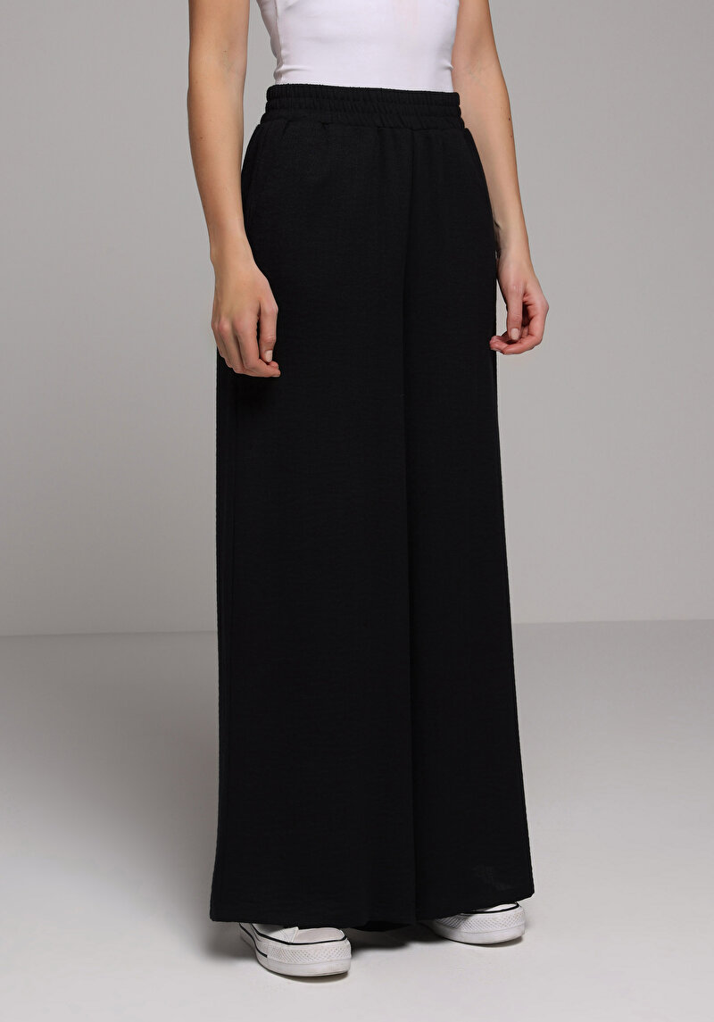 Imagine a Pantaloni De Dama Negru Regular Fit Cl1079430