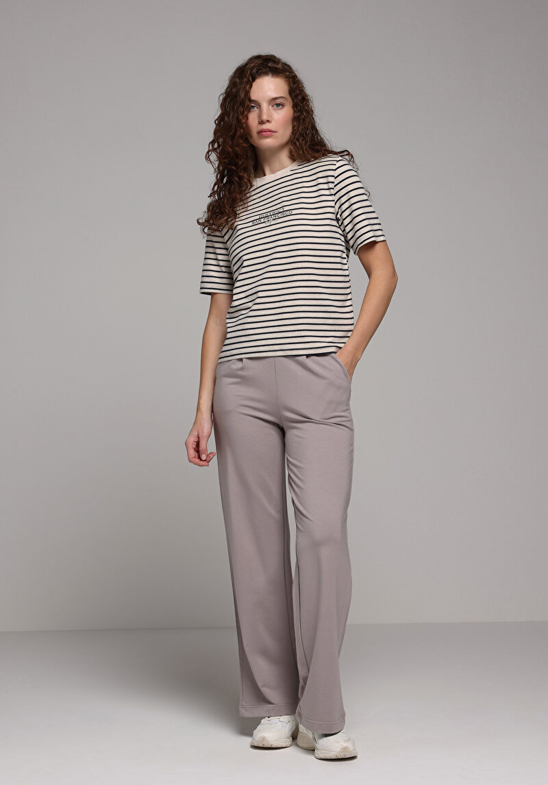 Afișați detalii pentru Pantaloni De Trening De Dama  Regular Fit  Cl1079603