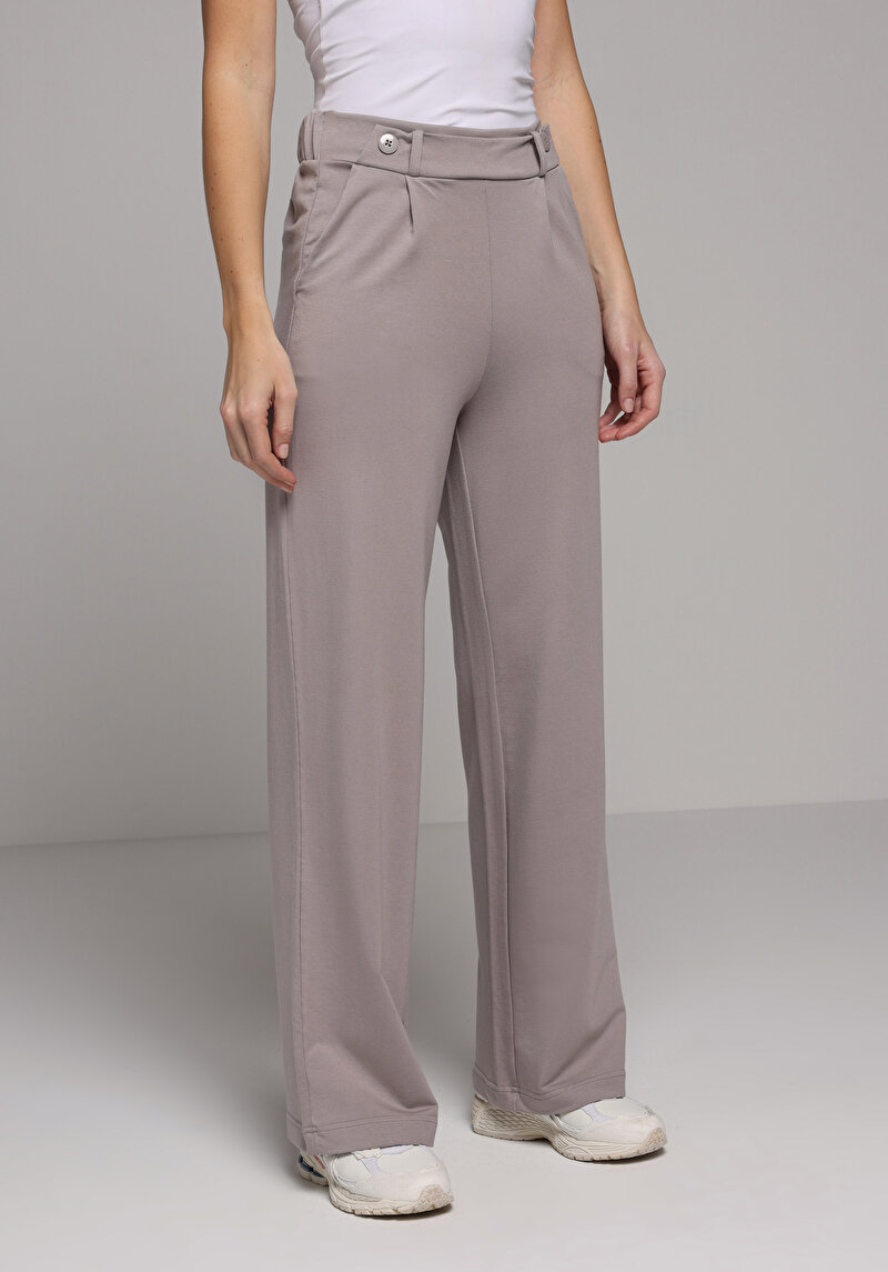 Imagine a Pantaloni De Trening De Dama Regular Fit Cl1079603
