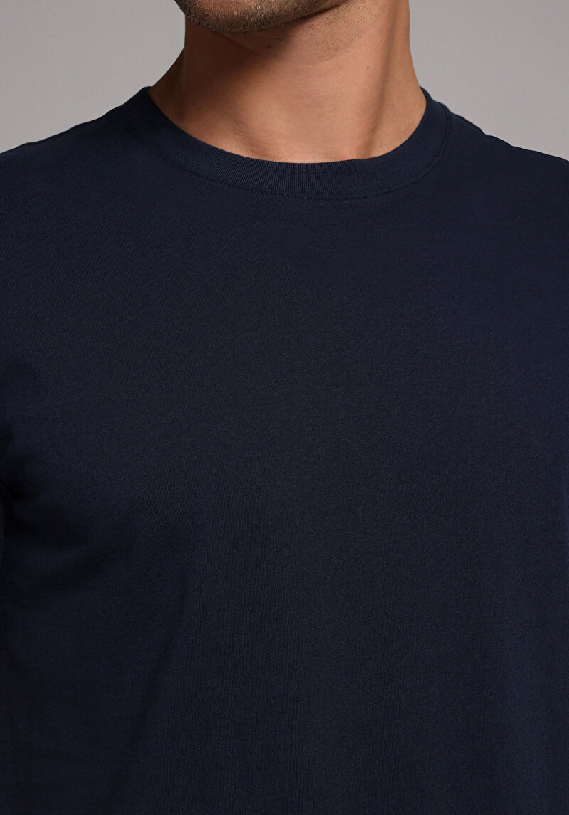 Imagine a Tricou Cu Maneca Scurta De Barbati Albastru Marin Regular Fit Cl1073961