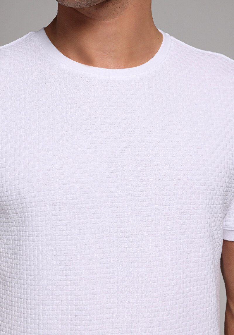 Imagine a Tricou Cu Maneca Scurta De Barbati Alb Regular Fit Cl1077331