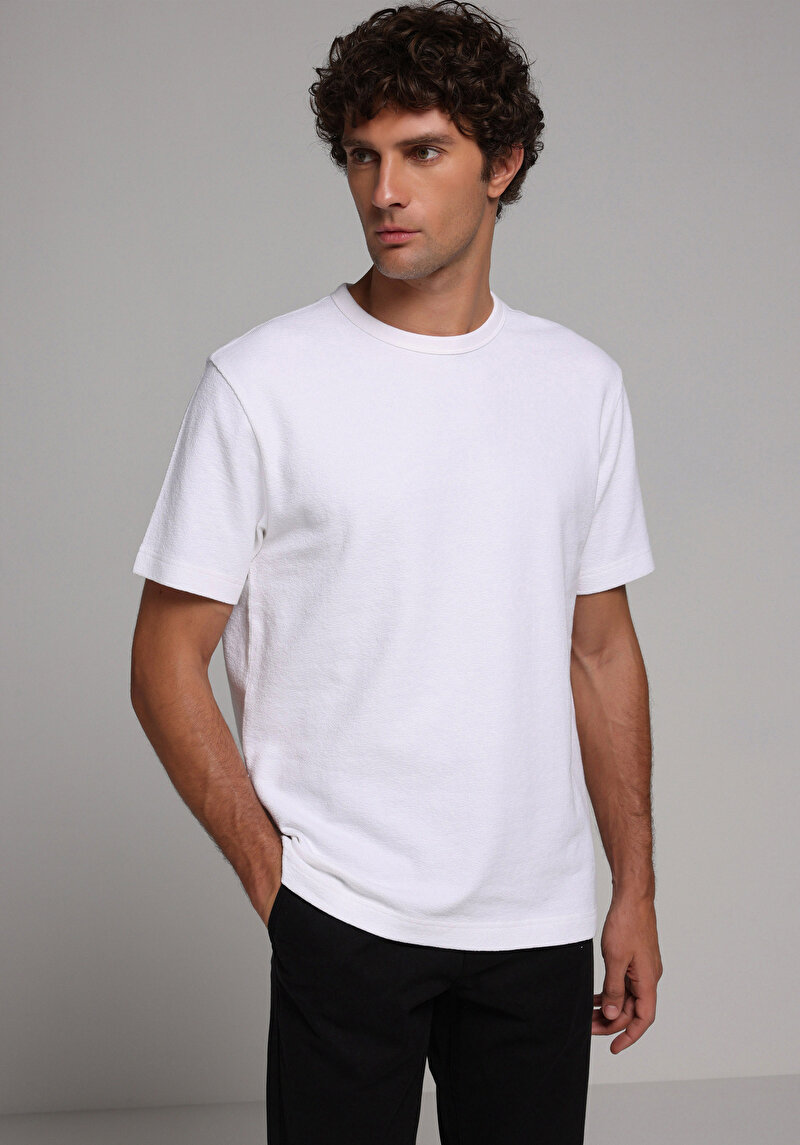 Imagine a Tricou Cu Maneca Scurta De Barbati Alb Comfort Fit Cl1078587