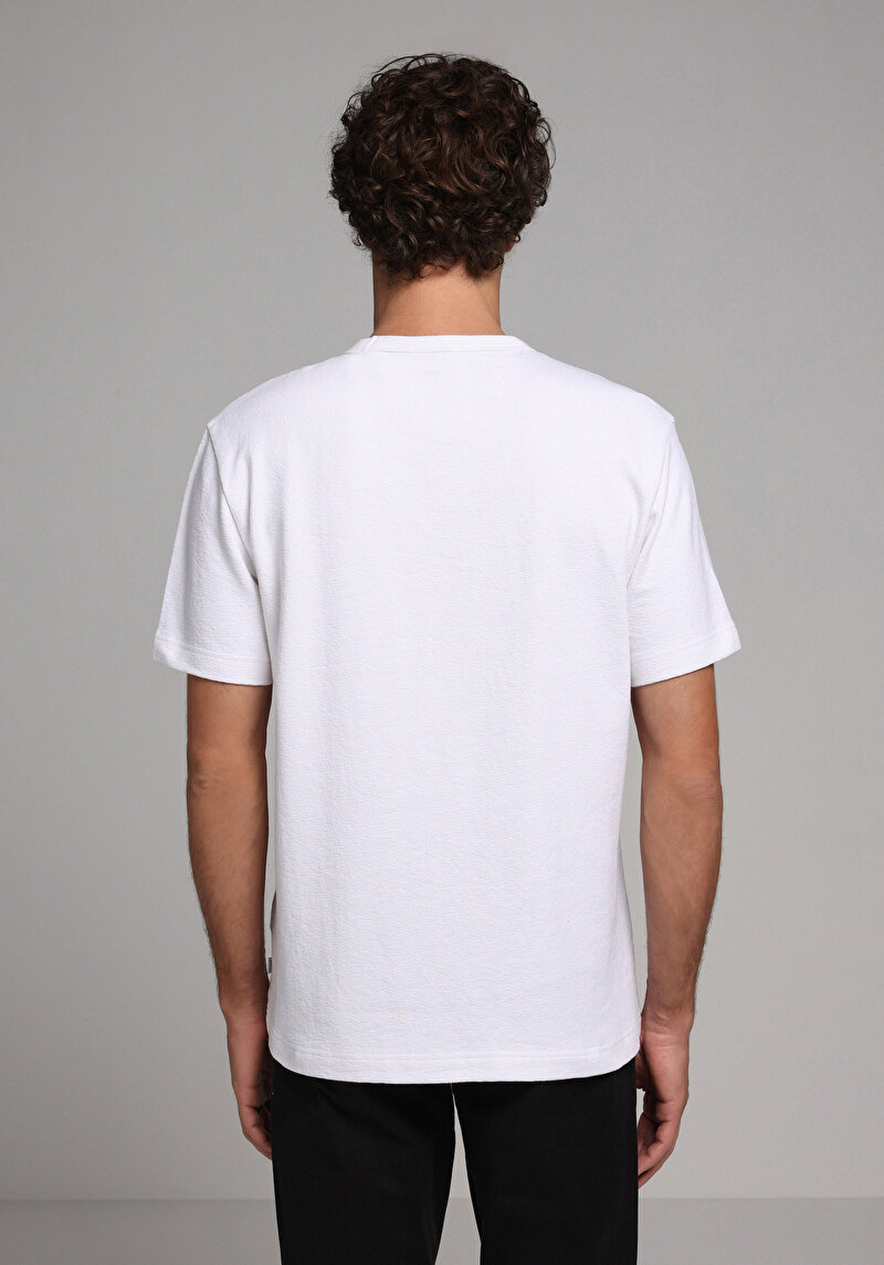 Imagine a Tricou Cu Maneca Scurta De Barbati Alb Comfort Fit Cl1078587