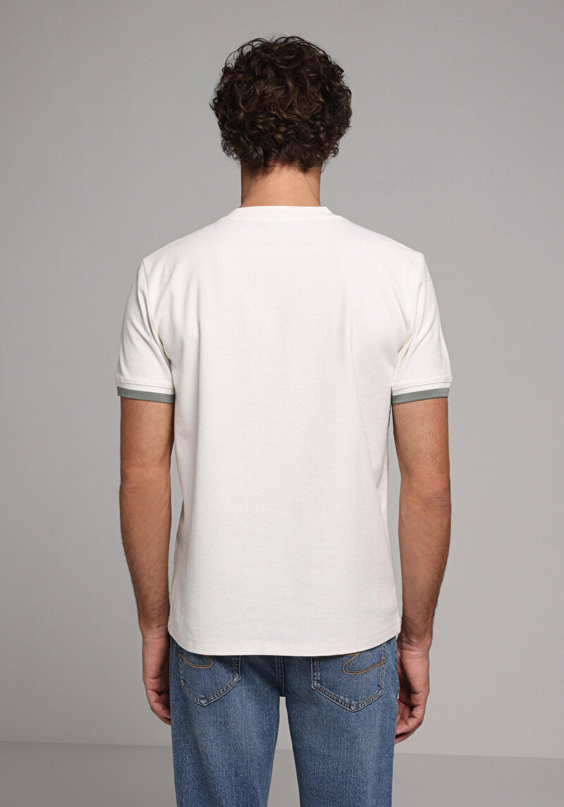 Imagine a Tricou Cu Maneca Scurta De Barbati Alb Regular Fit  Cl1078806