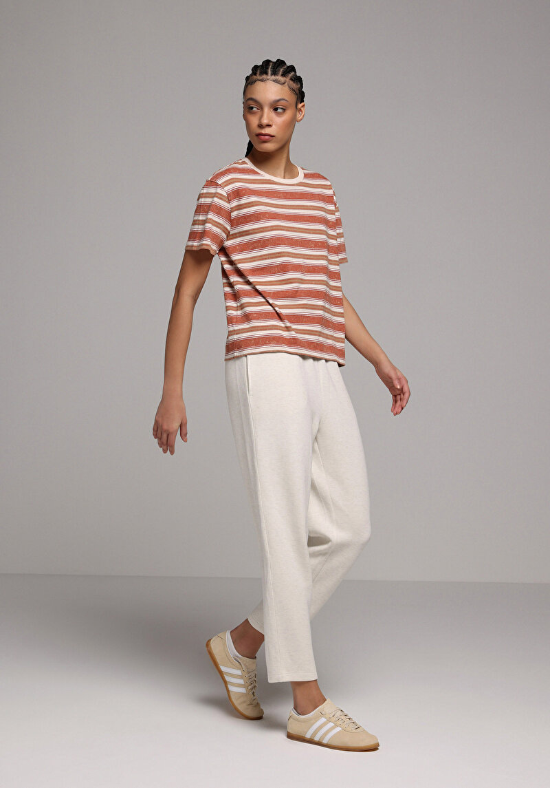 Afișați detalii pentru Tricou Cu Maneca Scurta De Dama Maro Regular Fit  Cl1078843