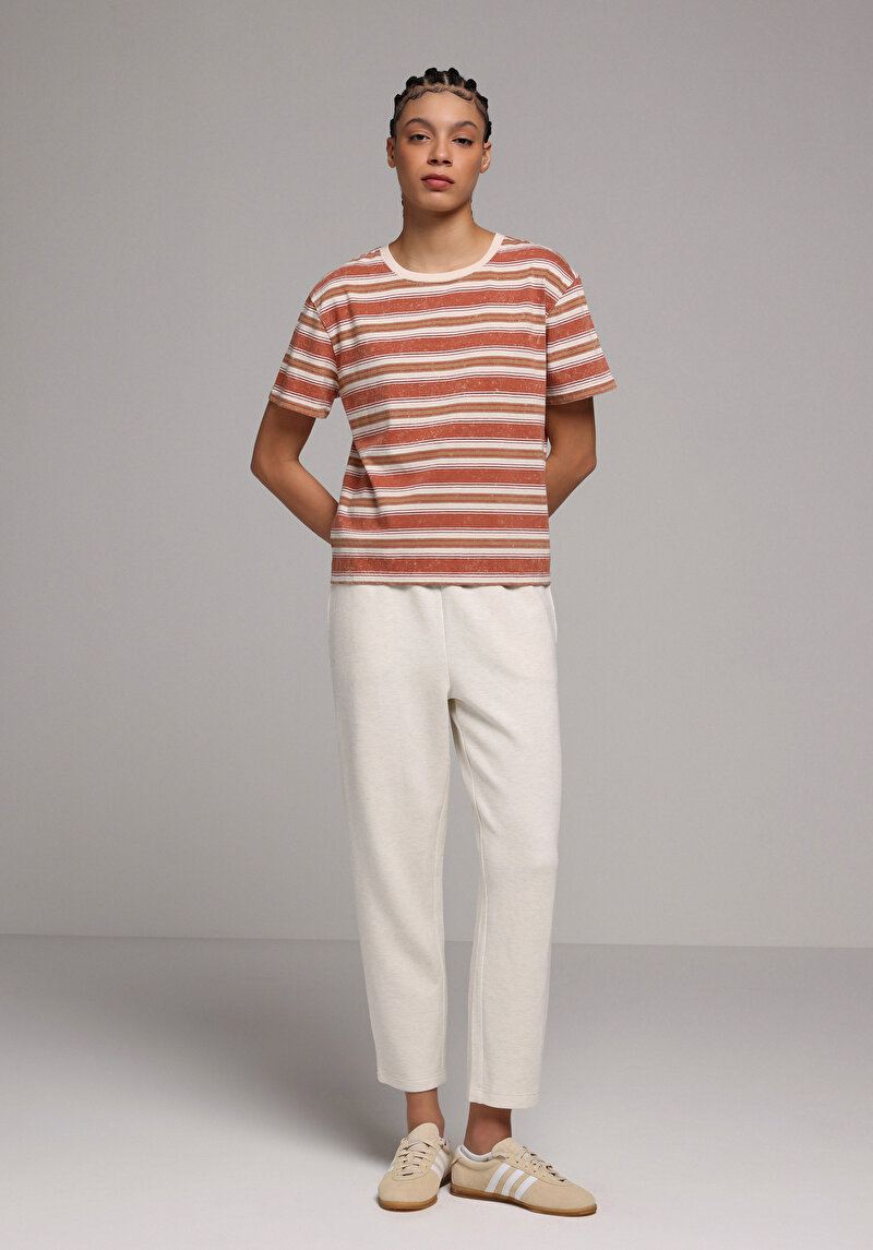 Imagine a Pantaloni De Trening De Dama Ecru Regular Fit  Cl1079047