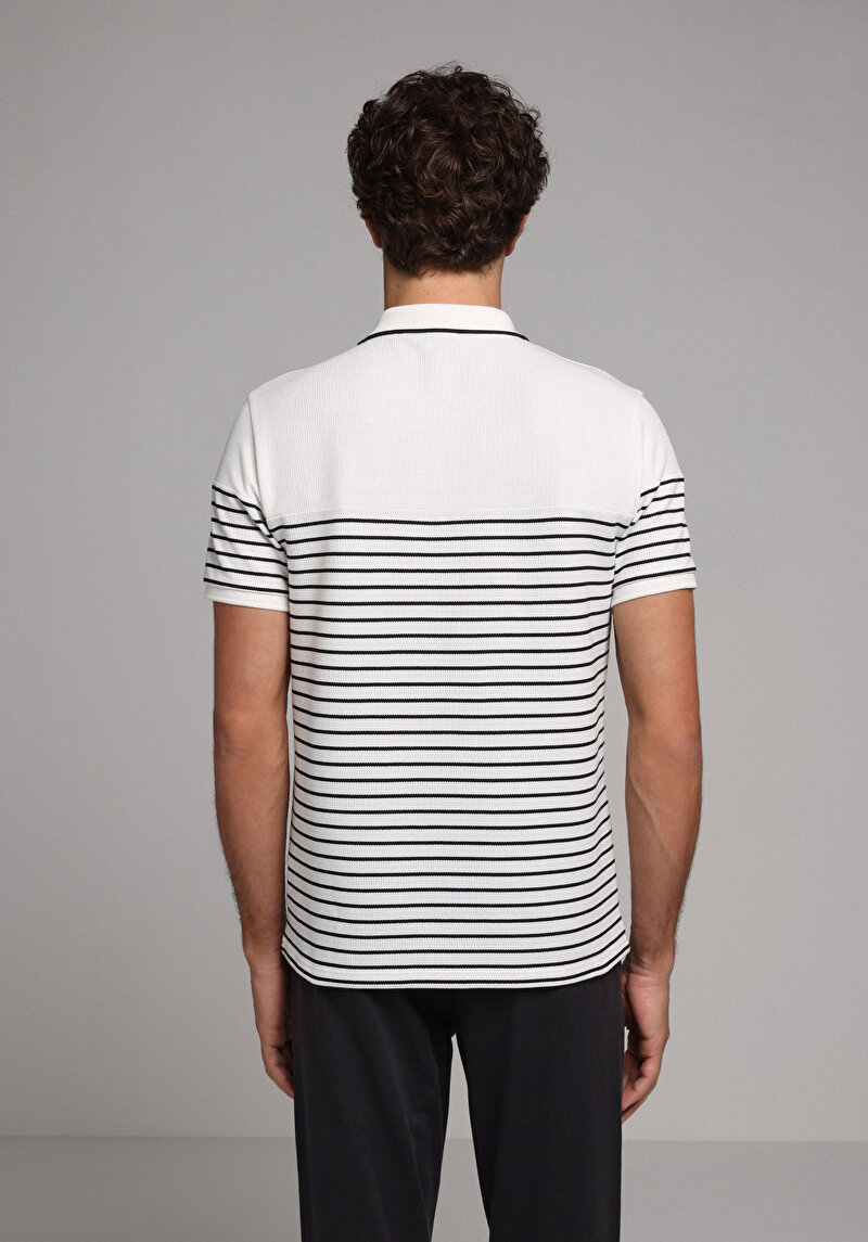 Imagine a Tricou Polo Cu Maneca Scurta De Barbati Alb Regular Fit Cl1079298