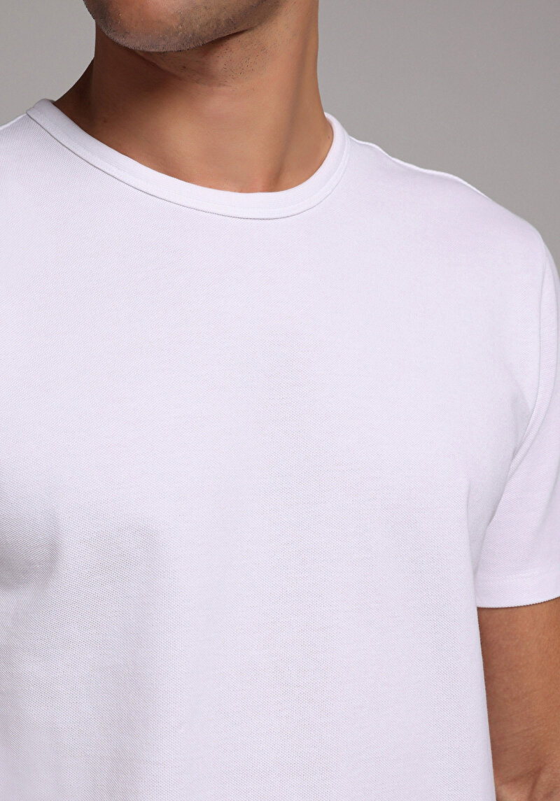 Imagine a Tricou Cu Maneca Scurta De Barbati Alb Regular Fit Cl1080060