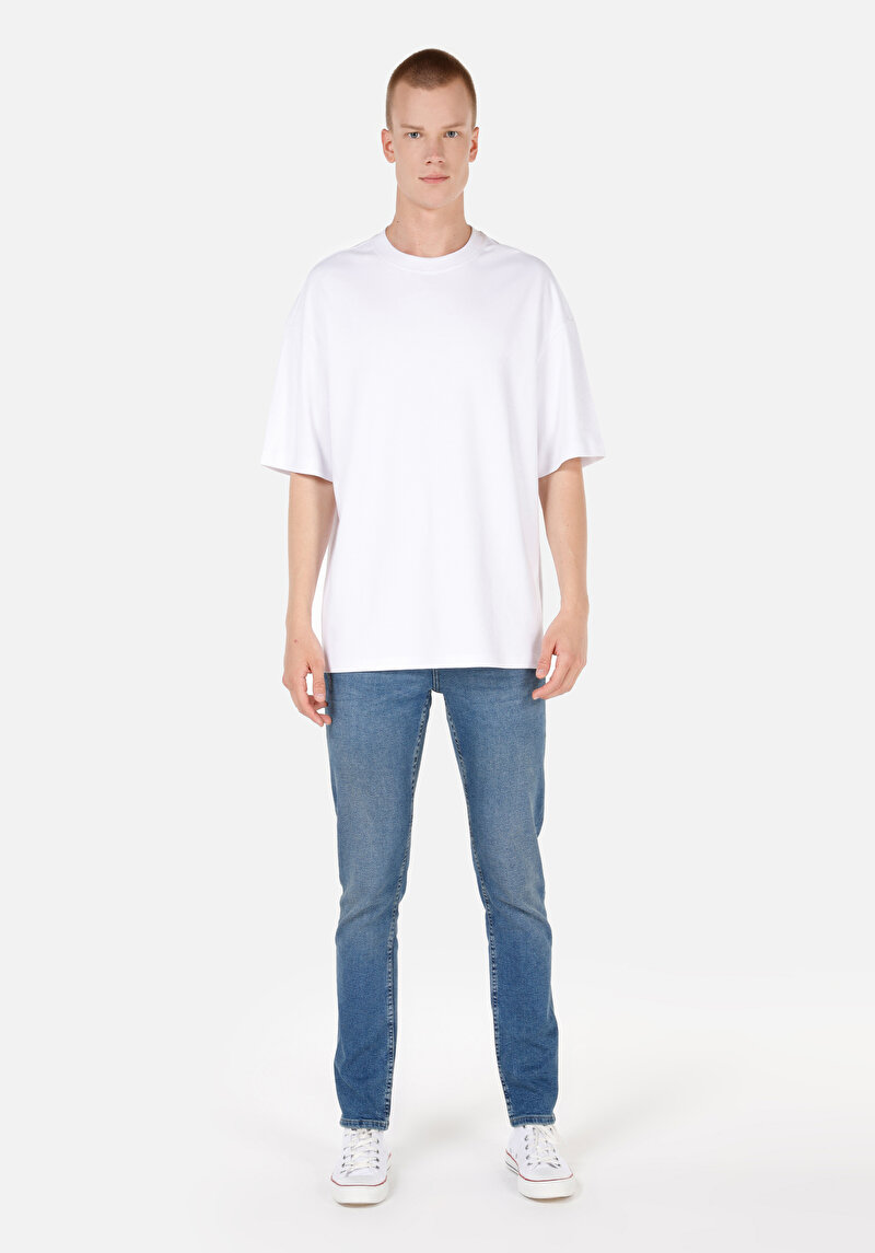 Imagine a Pantaloni De Barbati Denim Straight Fit 044 Karl Cl1070545