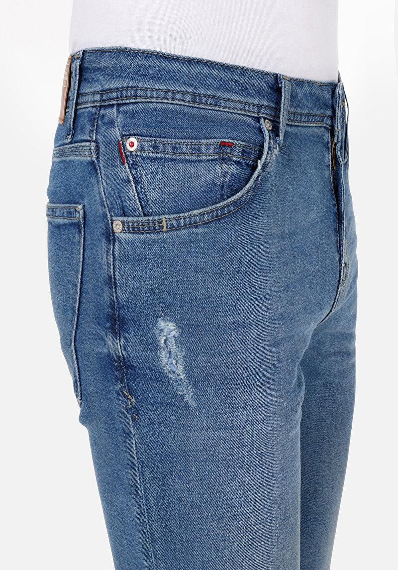 Afișați detalii pentru Pantaloni De Barbati Denim Straight Fit 044 Karl Cl1070545