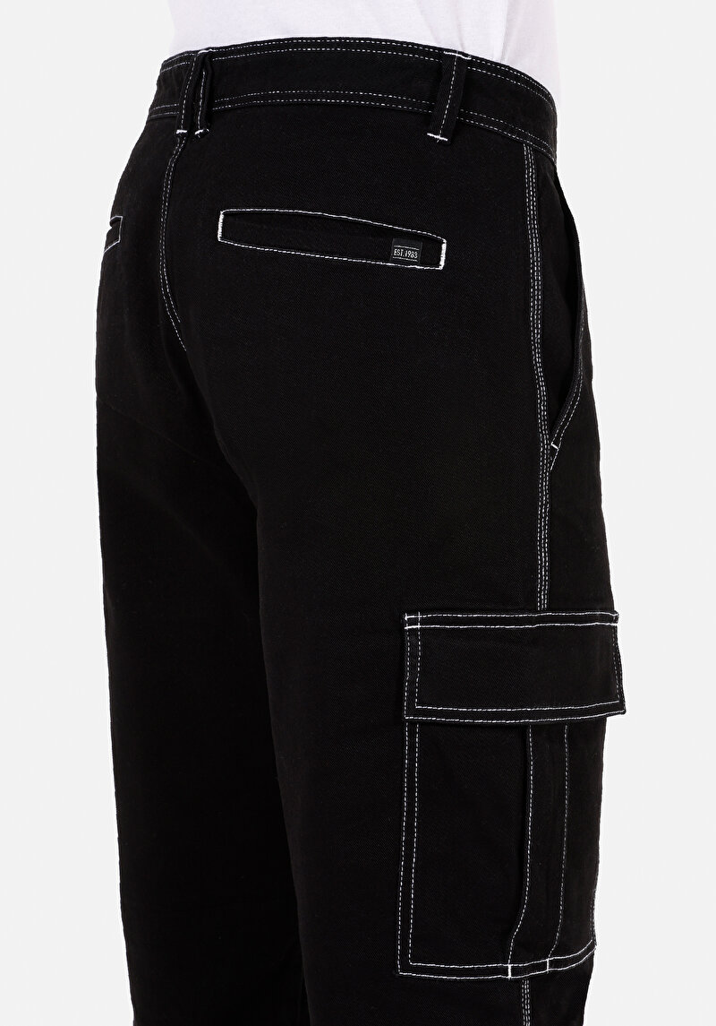 Afișați detalii pentru Pantaloni De Barbati Negru Regular Fit  Cl1072470