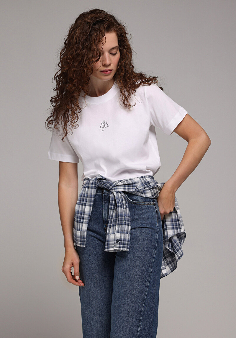 Imagine a Tricou Cu Maneca Scurta De Dama Alb Boxy Fit Cl1079329