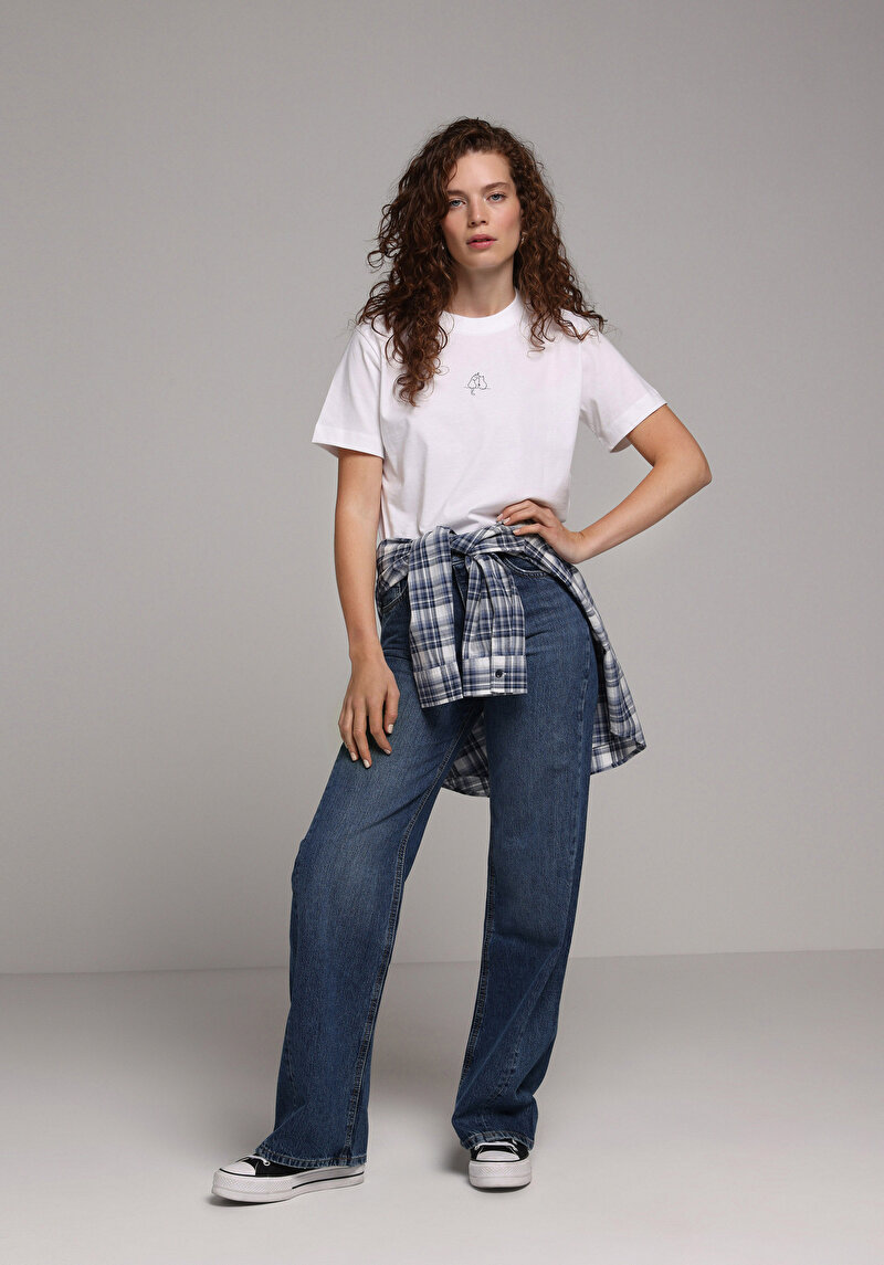 Imagine a Tricou Cu Maneca Scurta De Dama Alb Boxy Fit Cl1079329