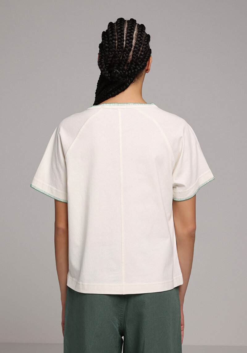 Imagine a Tricou Cu Maneca Scurta De Dama Ecru Regular Fit Cl1078305