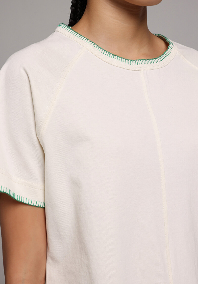 Imagine a Tricou Cu Maneca Scurta De Dama Ecru Regular Fit  Cl1078305