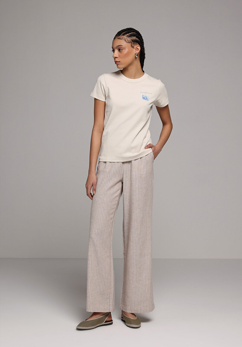 Imagine a Tricou Cu Maneca Scurta De Dama Alb Slim Fit  Cl1079323